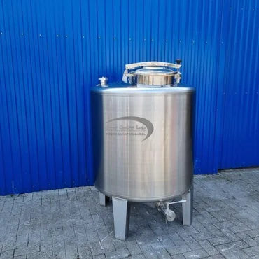 میکسر 700 لیتری استیل 304 تک جداره